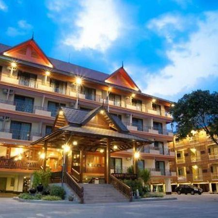 Baankhun Chiang Mai Hotel Kültér fotó