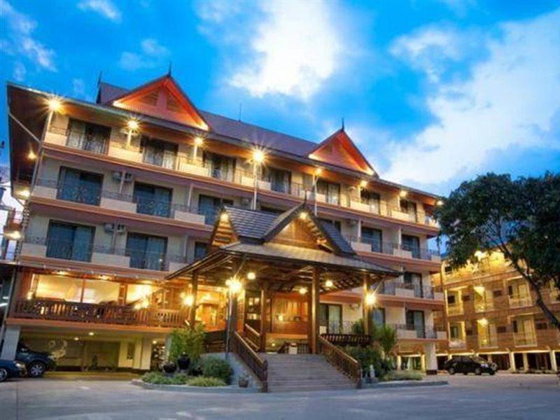 Baankhun Chiang Mai Hotel Kültér fotó