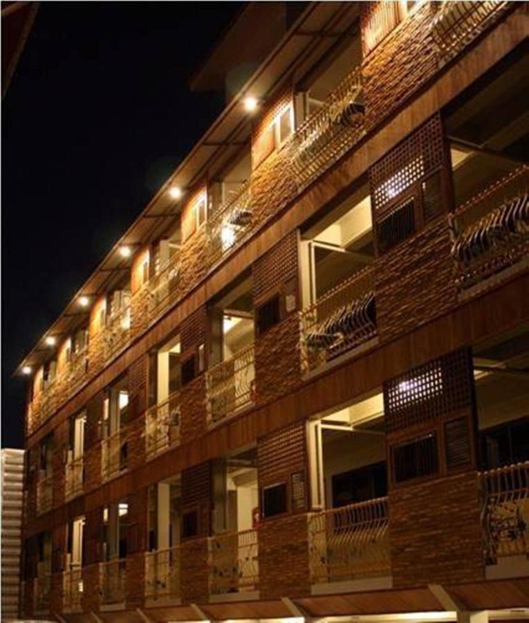 Baankhun Chiang Mai Hotel Kültér fotó